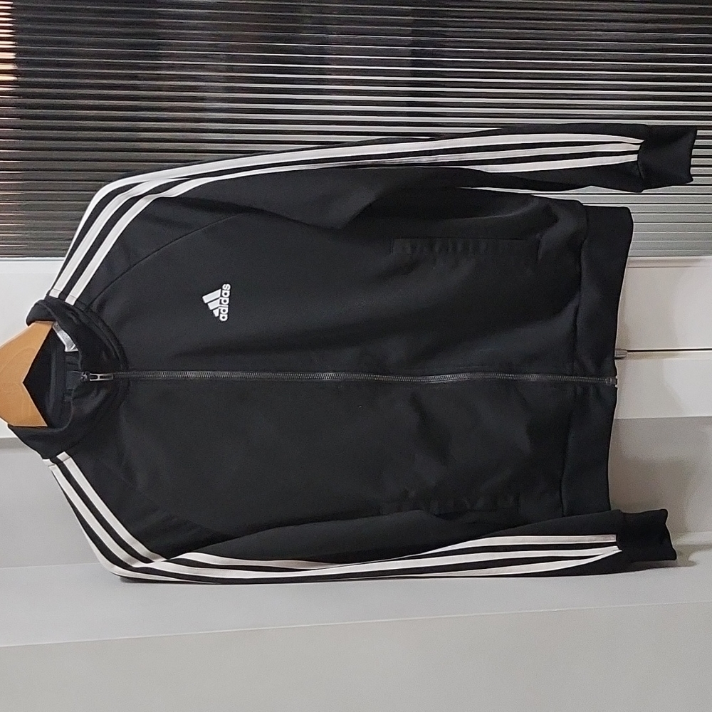Adidas Zipup Jacket (like-new)
